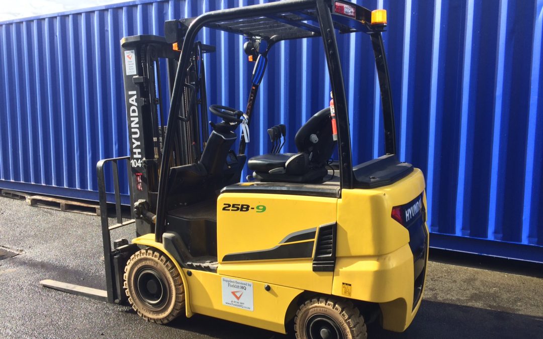2T – 3.3T Electric Forklifts – Various Makes