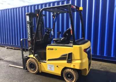 2T – 3.3T Electric Forklifts – Various Makes